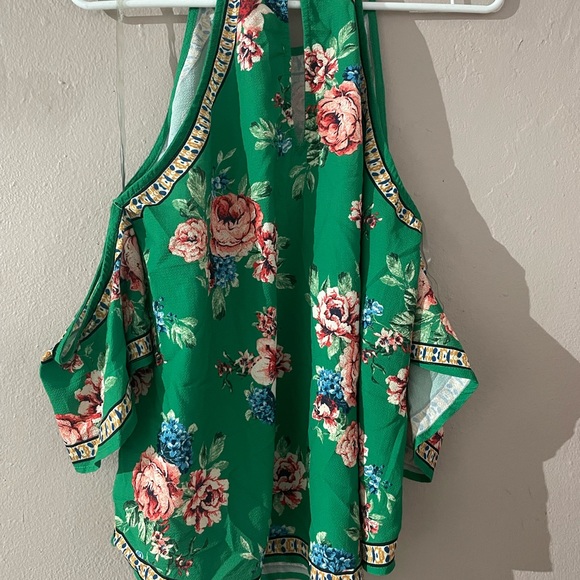 Top - Picture 2 of 7